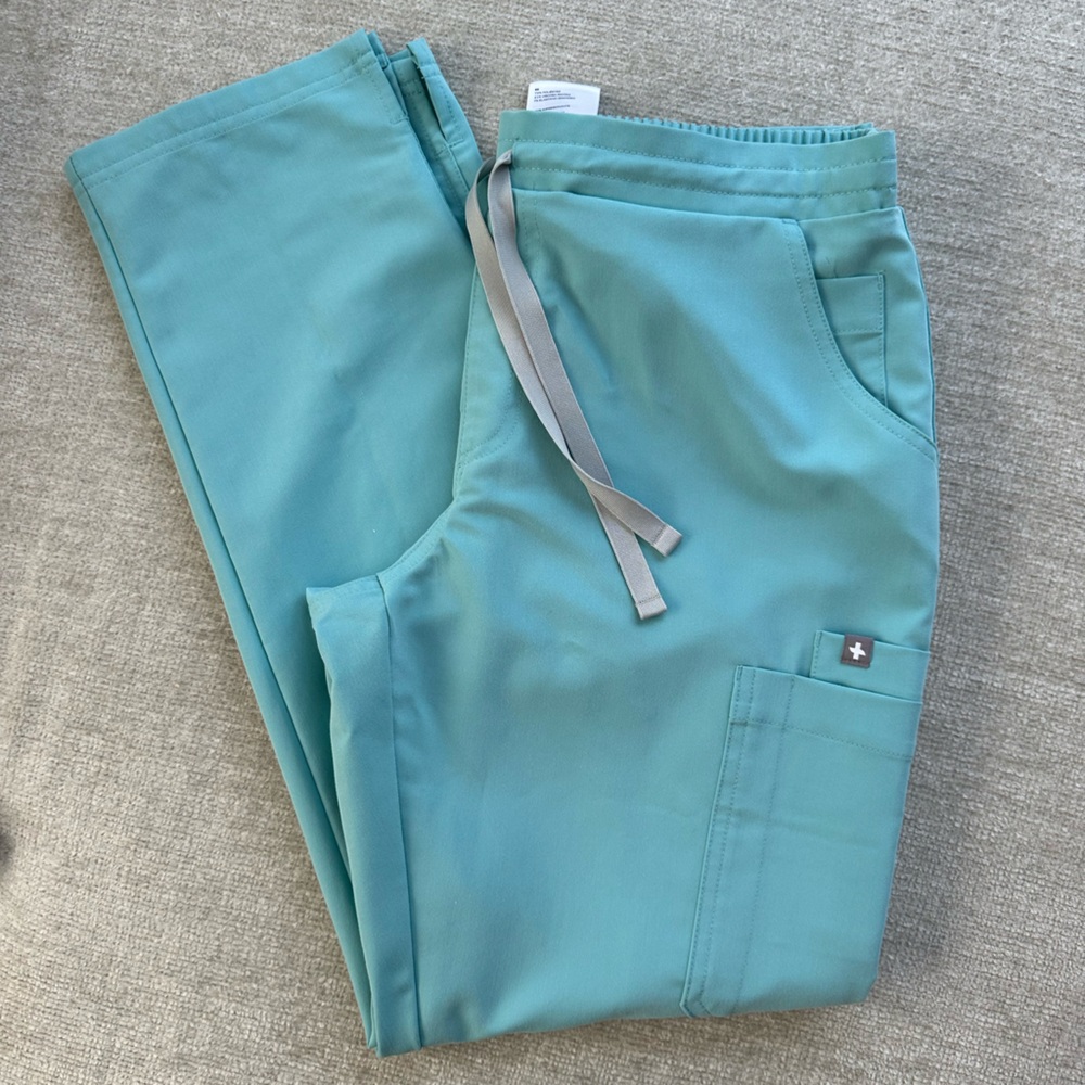 Figs Yola scrub pants and Rafaela scrub top